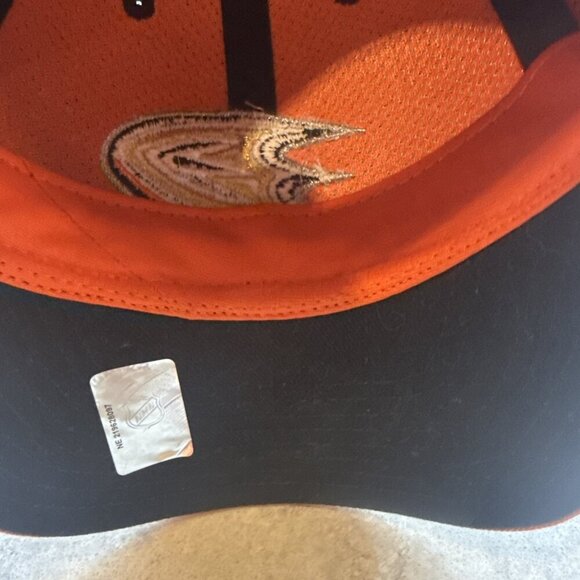 Vintage Anaheim Ducks NHL Old Time Hockey licensed hat cap. Cotton. Adjustable - Picture 6 of 9
